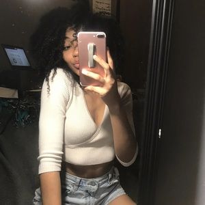 NWOT Forever 21 3/4 sleeve knit crop top